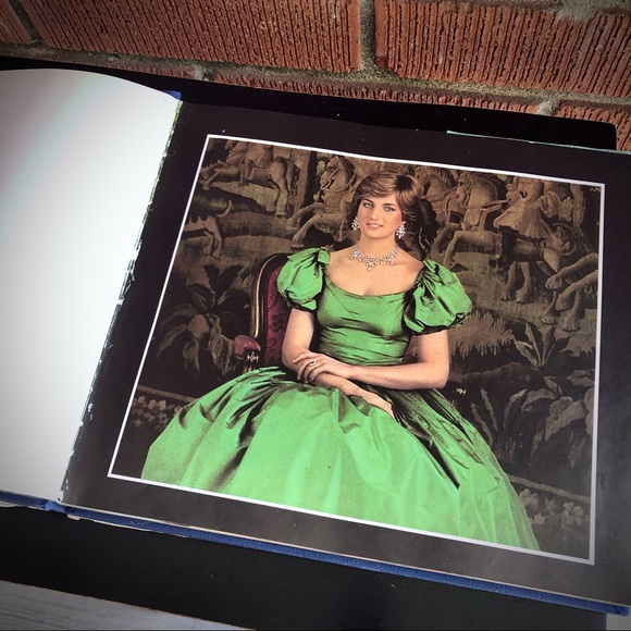 Princess Diana Books - Picture 10 of 12